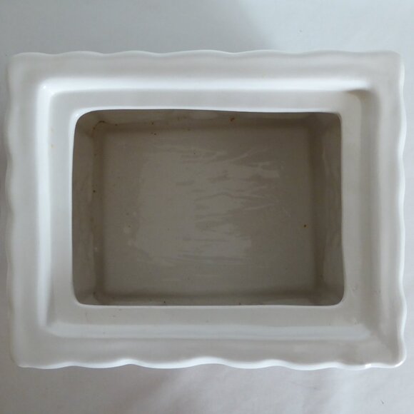 NEW VINTAGE 10” HOLIDAY CHRISTMAS GINGERBREAD HOUSE CERAMIC COOKIE JAR - Picture 12 of 15